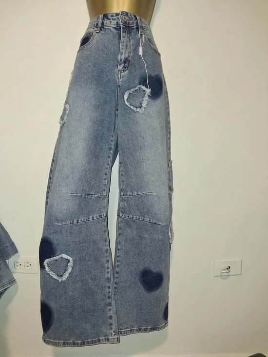 High-Rise Wide-Leg Jeans with Heart Patch Details - Light Blue - Picture 1 of 1